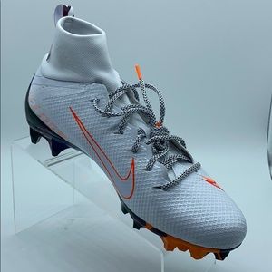 Nike Vapor Untouchable Pro 3 Football Cleats